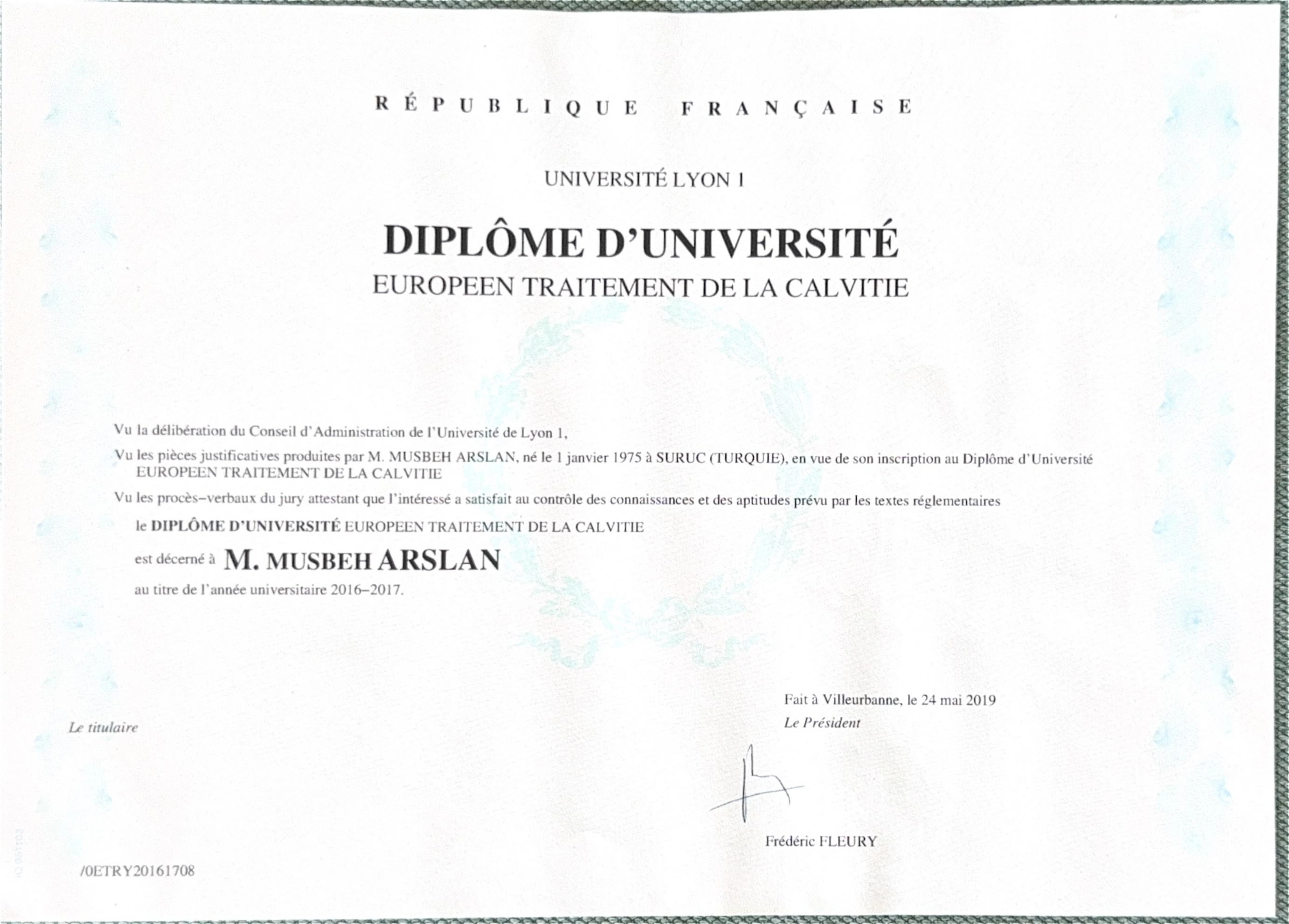 University Diploma — Baldness Treatment